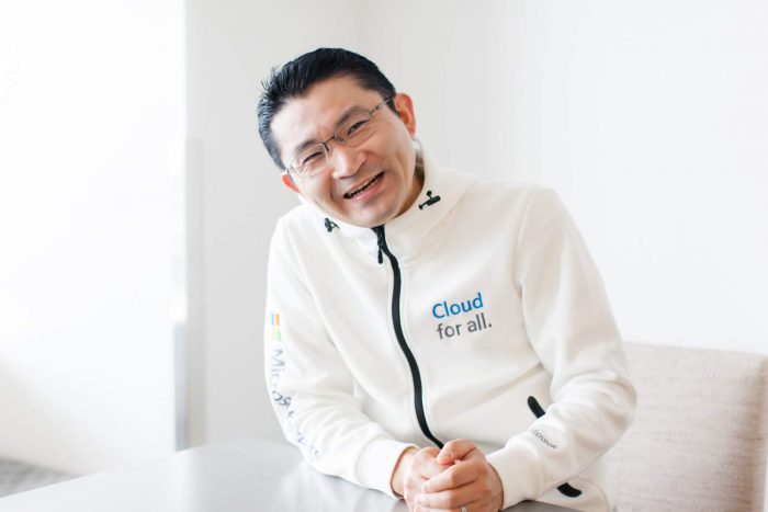 Microsoft Corporation Senior Product Manager and WW Business Lead for Microsoft Azure Open Source, Cloud Marketing Field Strategy unit　石坂 誠